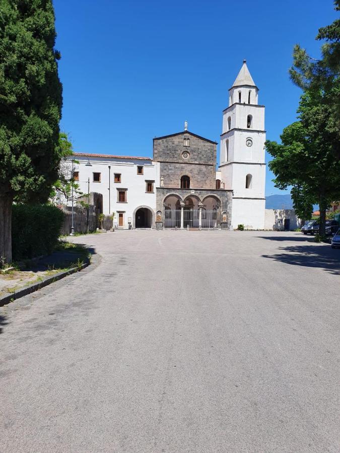 Brusciano Ospitalita Il Noce Bed & Breakfast エクステリア 写真