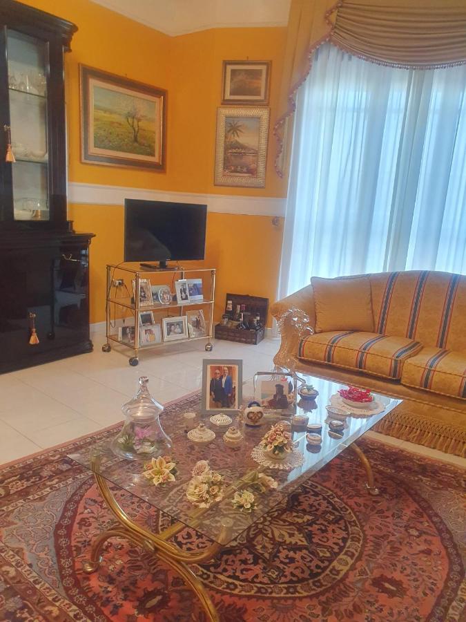 Brusciano Ospitalita Il Noce Bed & Breakfast エクステリア 写真