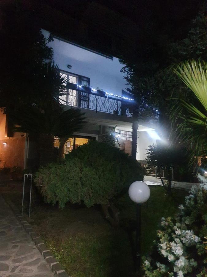 Brusciano Ospitalita Il Noce Bed & Breakfast エクステリア 写真