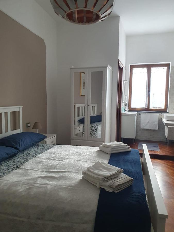 Brusciano Ospitalita Il Noce Bed & Breakfast エクステリア 写真