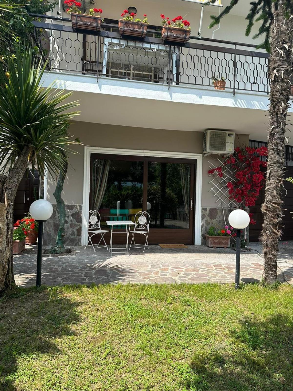 Brusciano Ospitalita Il Noce Bed & Breakfast エクステリア 写真